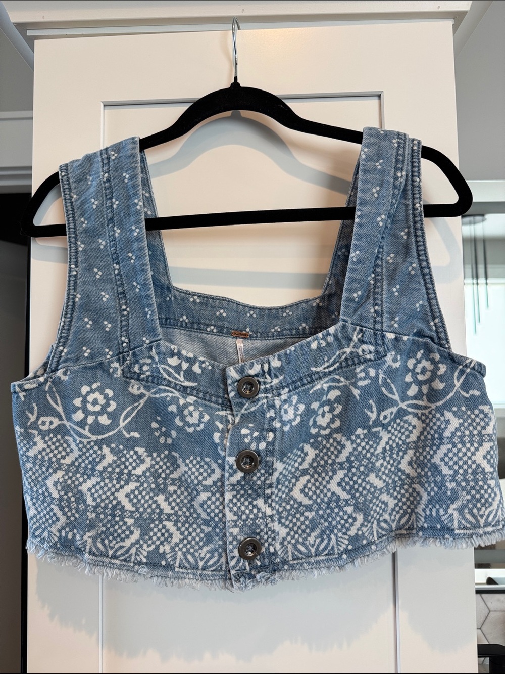 Free People Blue and White Floral-Print Boho Denim Crop Top